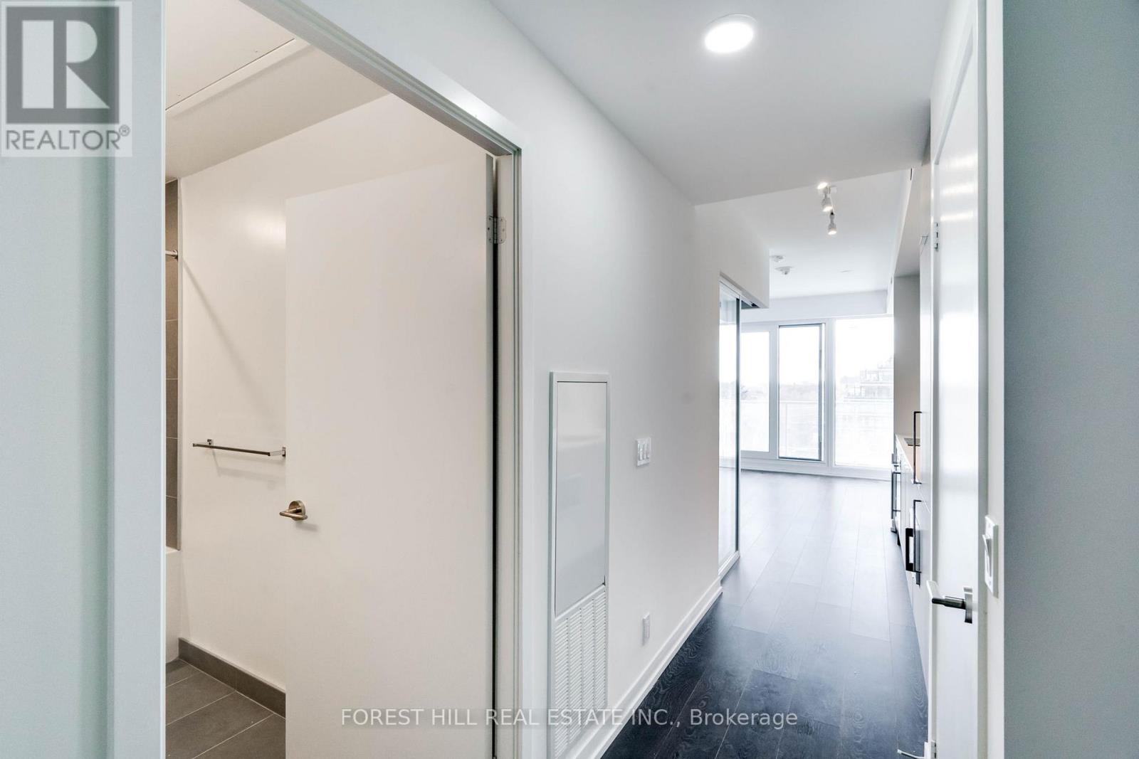 516 - 2020 Bathurst Street, Toronto, Ontario  M5P 0A6 - Photo 4 - C12559276