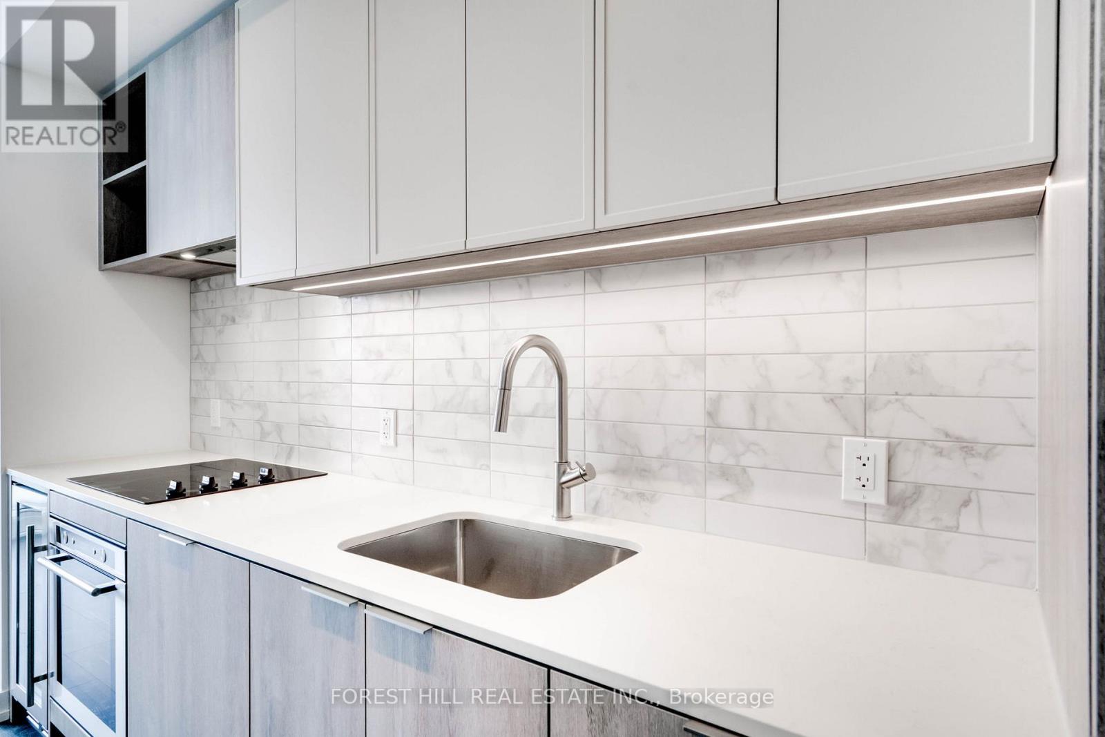 516 - 2020 Bathurst Street, Toronto, Ontario  M5P 0A6 - Photo 8 - C12559276