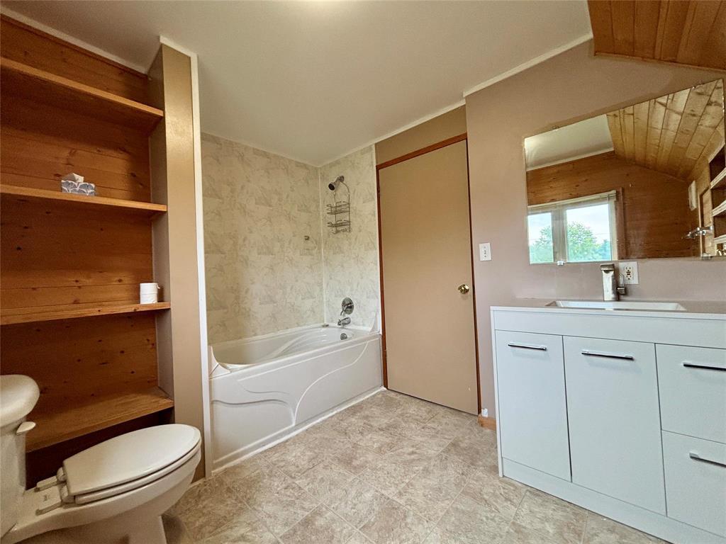 223 Gordon Avenue, Elm Creek, Manitoba  R0G 0N0 - Photo 33 - 202522822