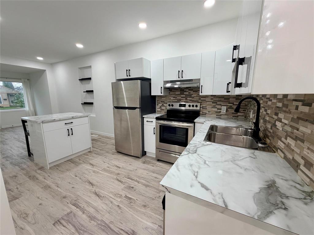 422 Roseberry Street, Winnipeg, Manitoba  R3J 1T5 - Photo 13 - 202527468