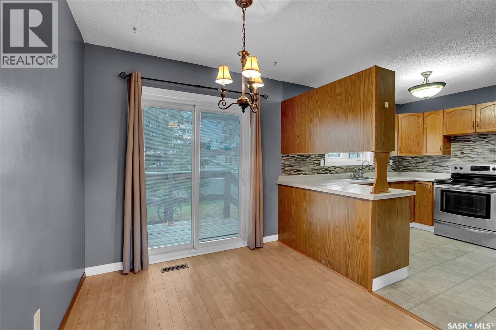 7219 Spooner Drive, Regina, Saskatchewan  S4X 4H5 - Photo 6 - SK024223