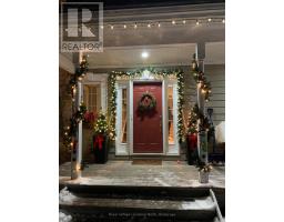 213 CAMPERDOWN ROAD, Blue Mountains, Ontario