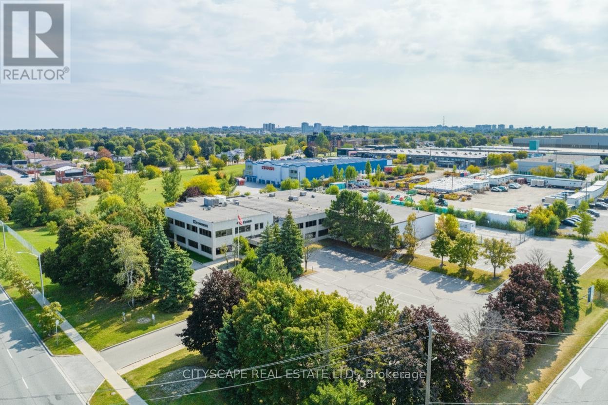 555 ELLESMERE ROAD W, Toronto, Ontario