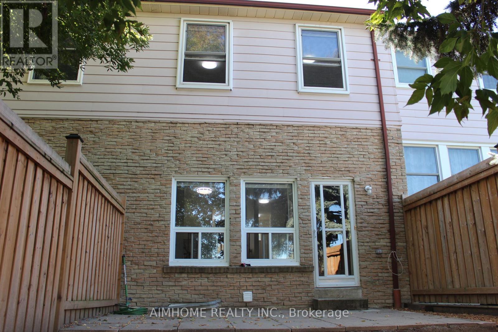 2311 Bridletowne Circle, Toronto, Ontario  M1W 2L3 - Photo 25 - E12559272