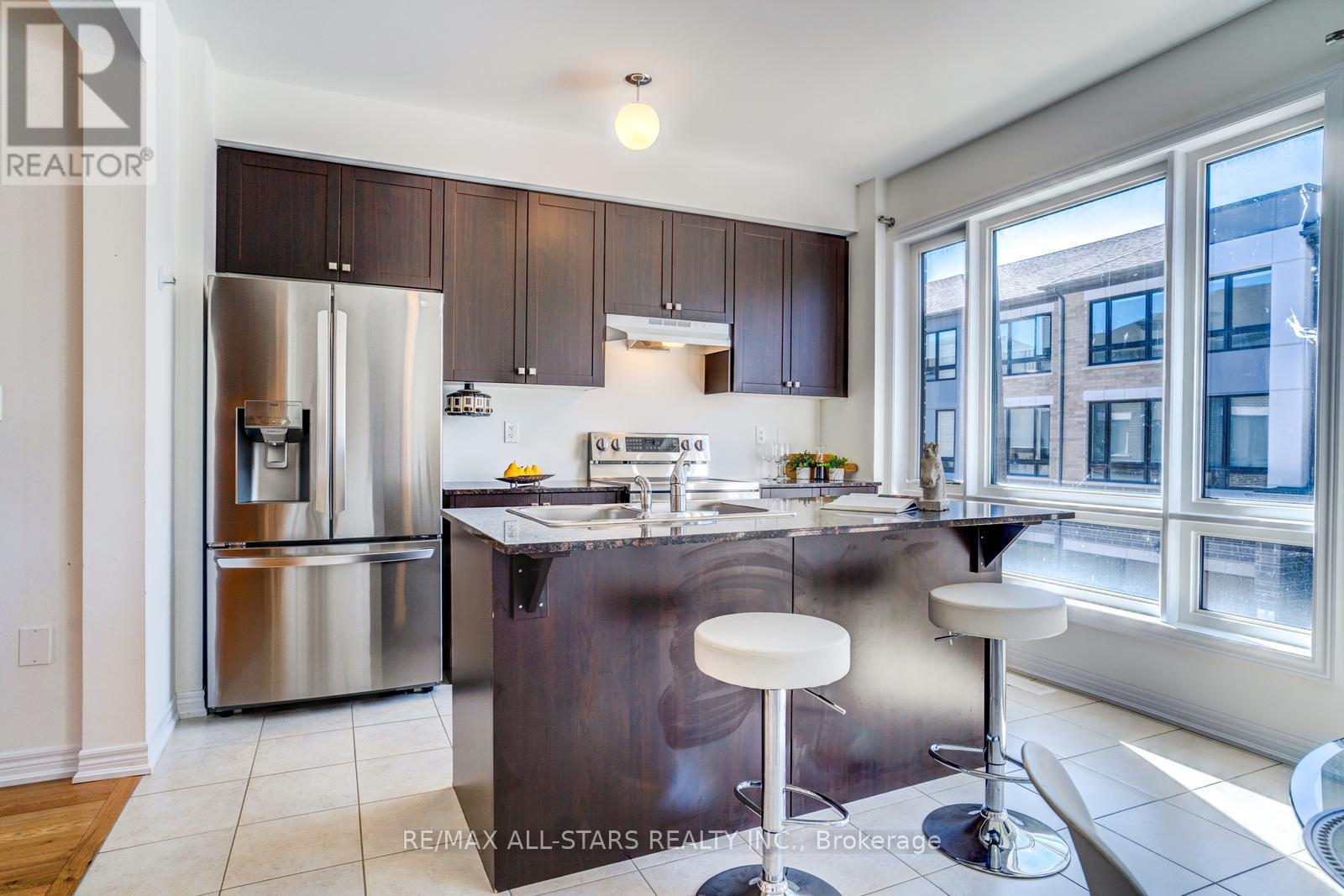 41 Steamboat Way, Whitby, Ontario  L1N 0M6 - Photo 18 - E12559274