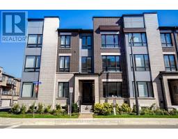 41 STEAMBOAT WAY, Whitby, Ontario