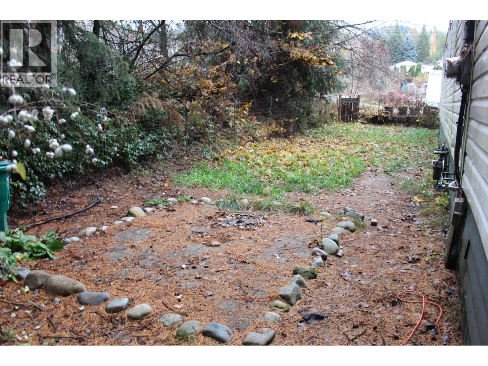 127 Mill Road, Fruitvale, British Columbia  V0G 1L0 - Photo 12 - 10369512