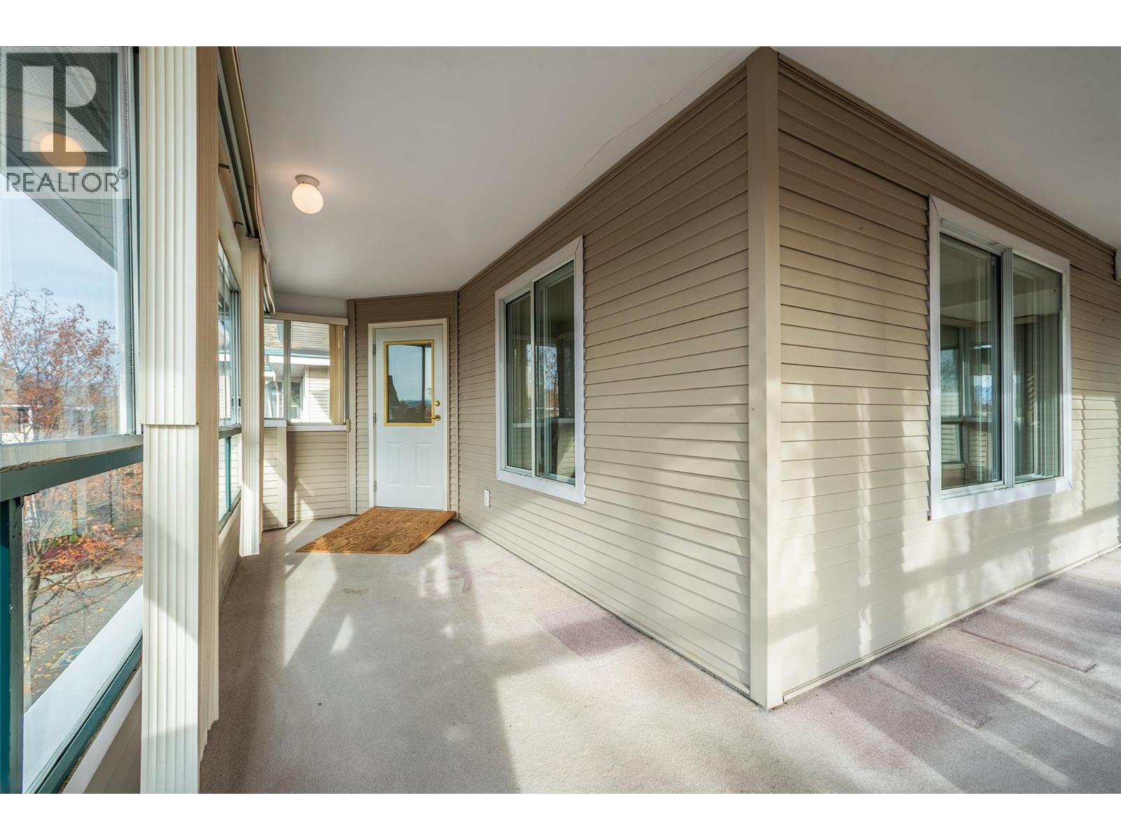 980 Glenwood Avenue Unit# 301 Kelowna Photo 28