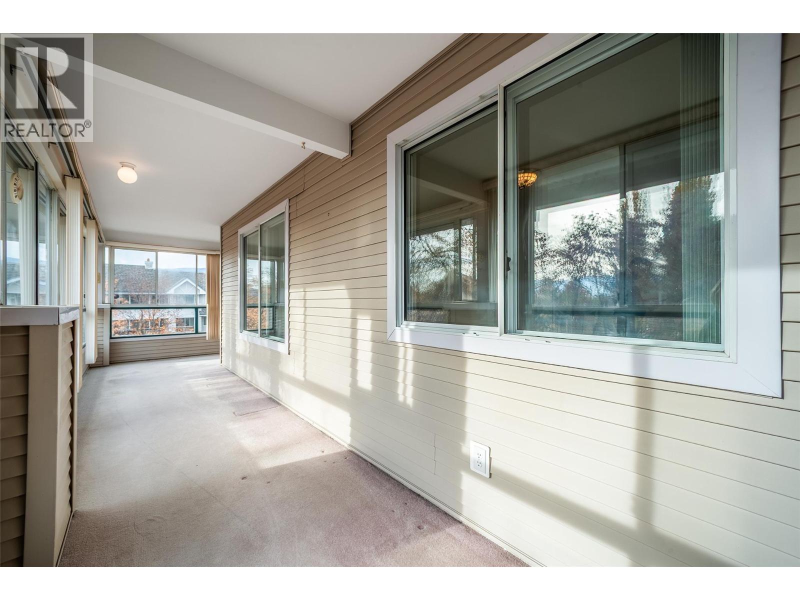 980 Glenwood Avenue Unit# 301 Kelowna Photo 31