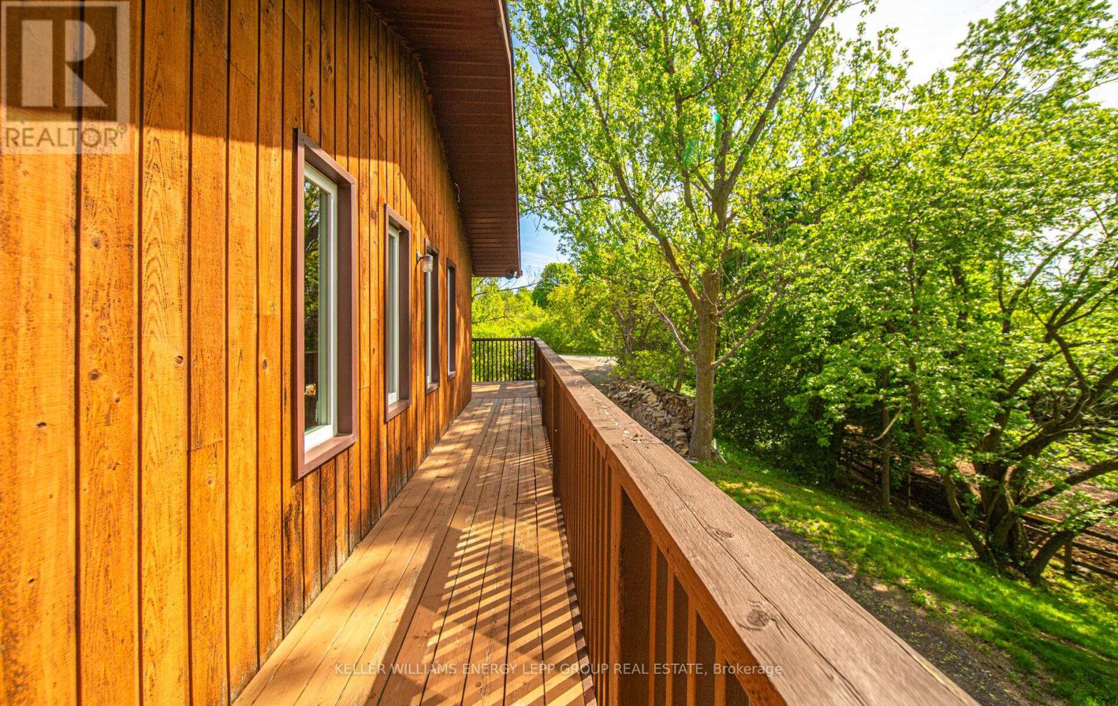 9770 Garrard Road, Whitby, Ontario  L9L 1B3 - Photo 7 - E12559354