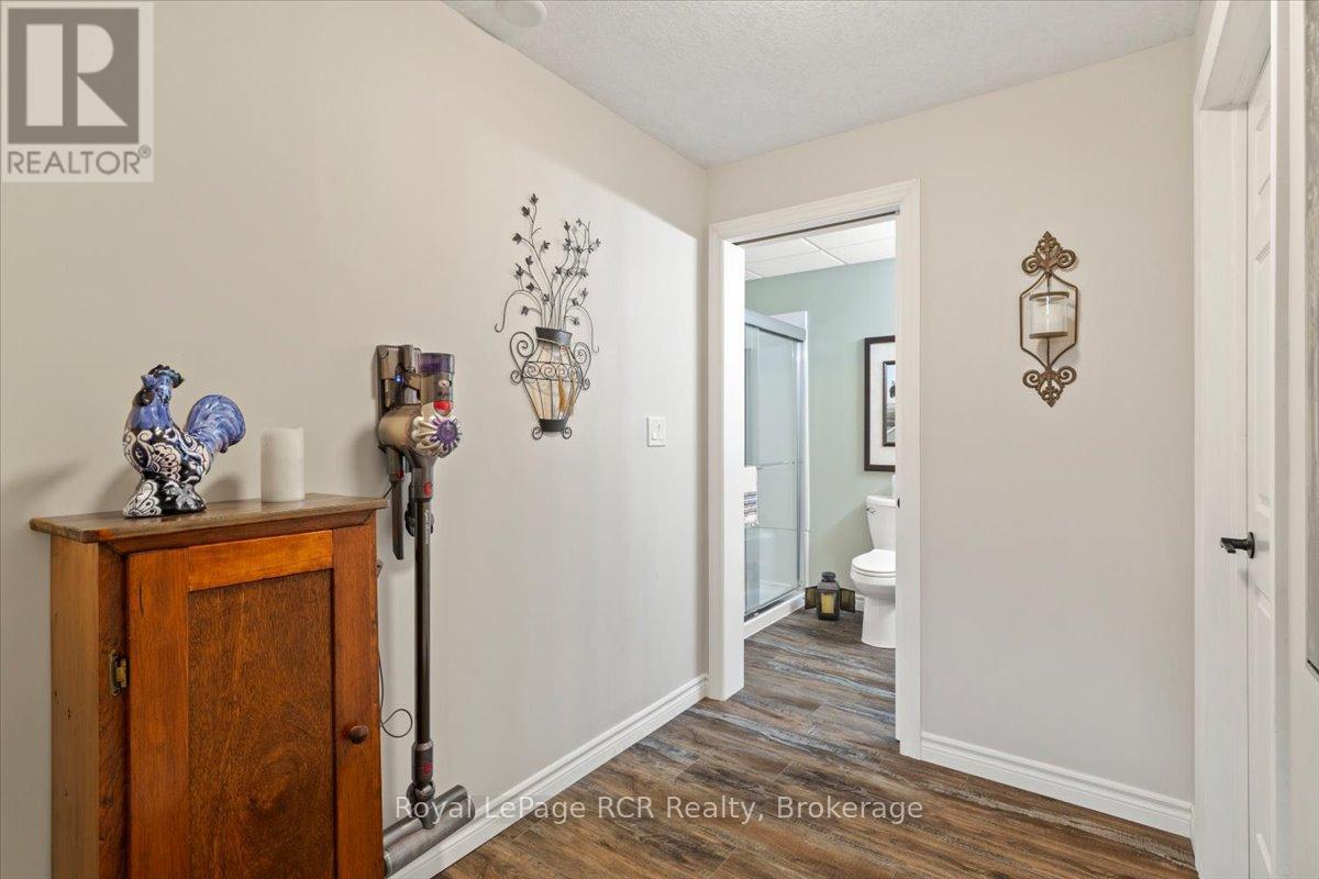 219 16th Avenue Crescent, Hanover, Ontario  N4N 3V3 - Photo 23 - X12559394