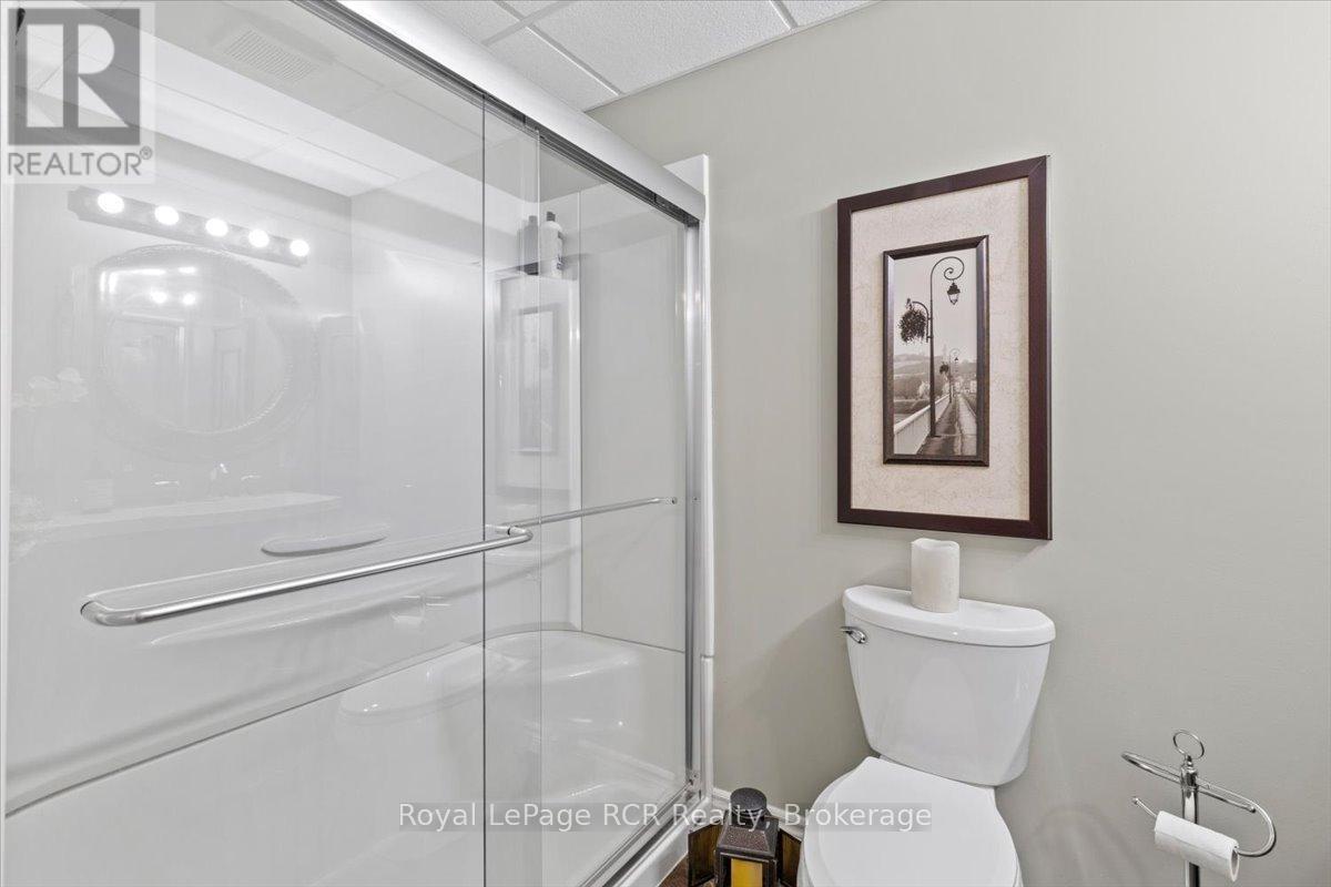 219 16th Avenue Crescent, Hanover, Ontario  N4N 3V3 - Photo 24 - X12559394