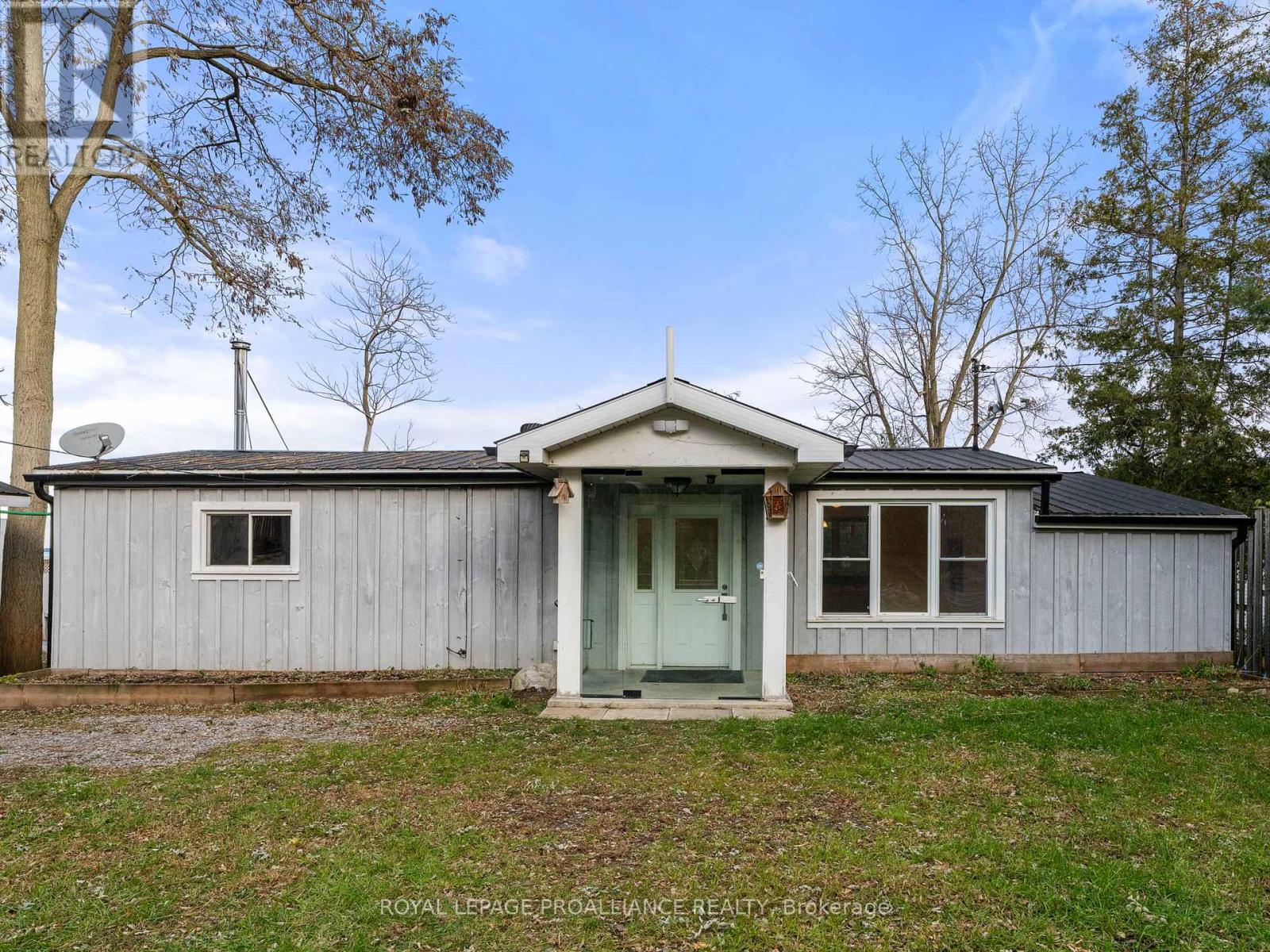 5289 Plank Road, Hamilton Township, Ontario  K0K 2E0 - Photo 2 - X12559348