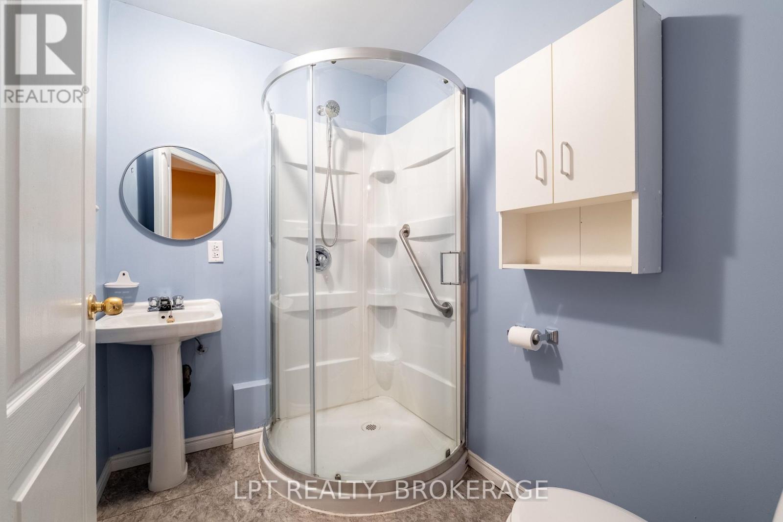 1049 Waterbury Crescent, Kingston, Ontario  K7M 8V4 - Photo 27 - X12559492