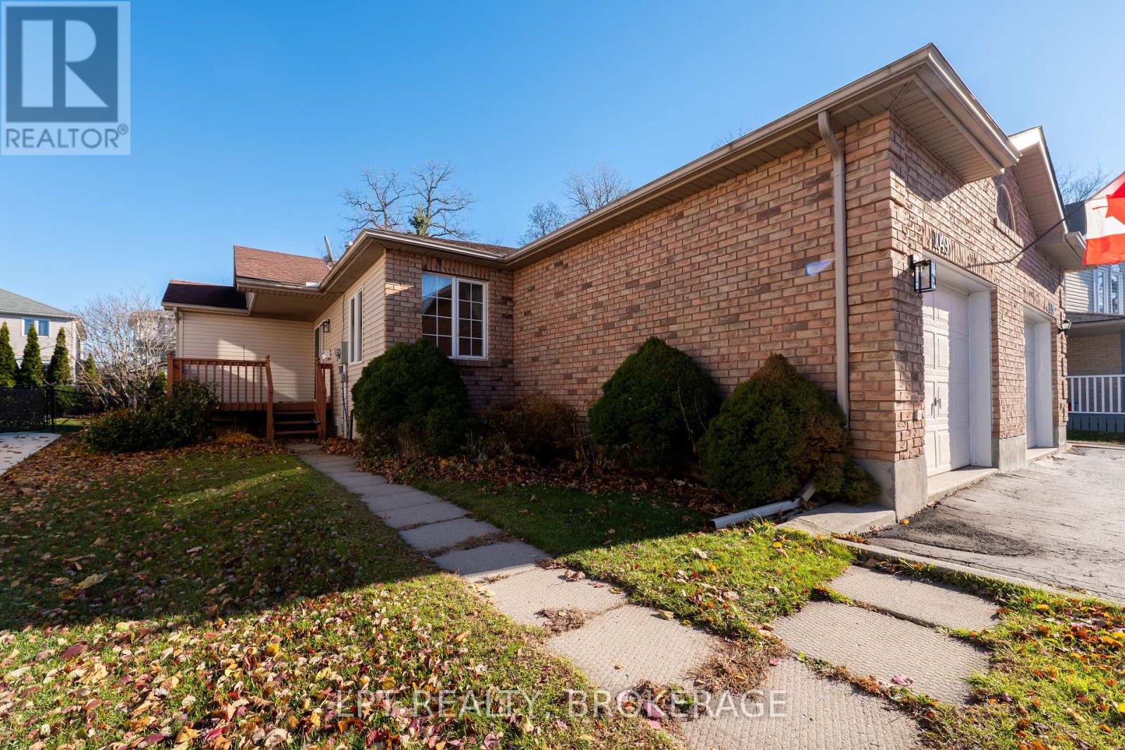 1049 Waterbury Crescent, Kingston, Ontario  K7M 8V4 - Photo 3 - X12559492