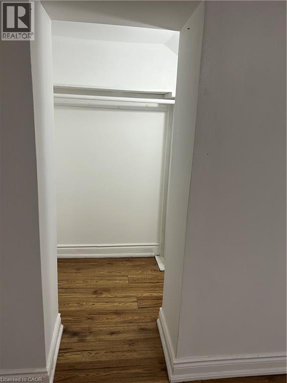 8 Myrtle Avenue Unit# Lower, St. Catharines, Ontario  L2M 5W1 - Photo 20 - 40789008