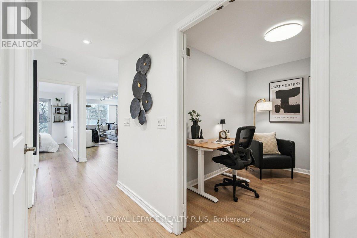 202 - 15 Stafford Street, Toronto, Ontario M5V 3X6 - Photo 6 - C12558678