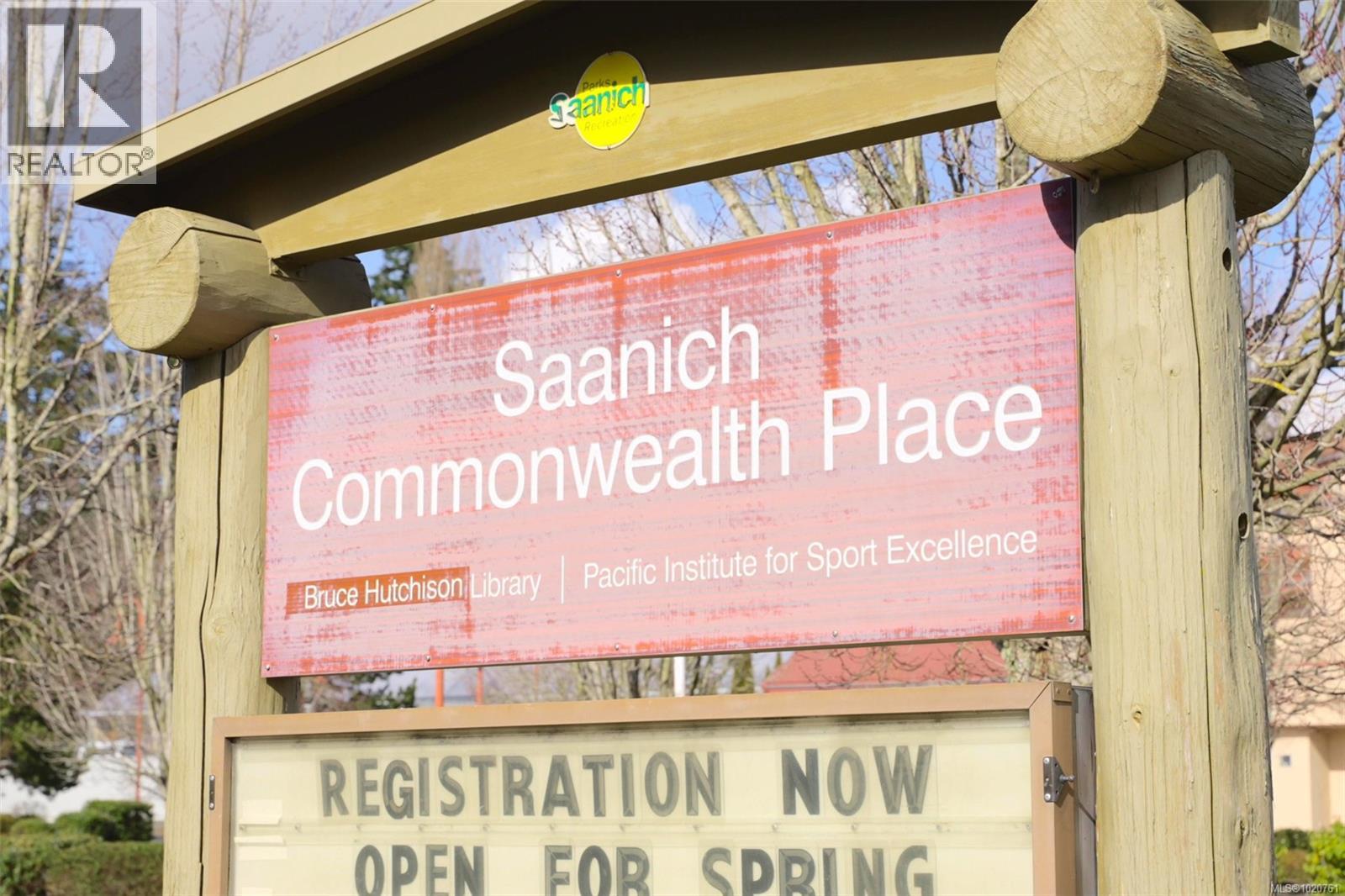 768 Lindsay St, Saanich, British Columbia  V8Z 3E1 - Photo 19 - 1020761