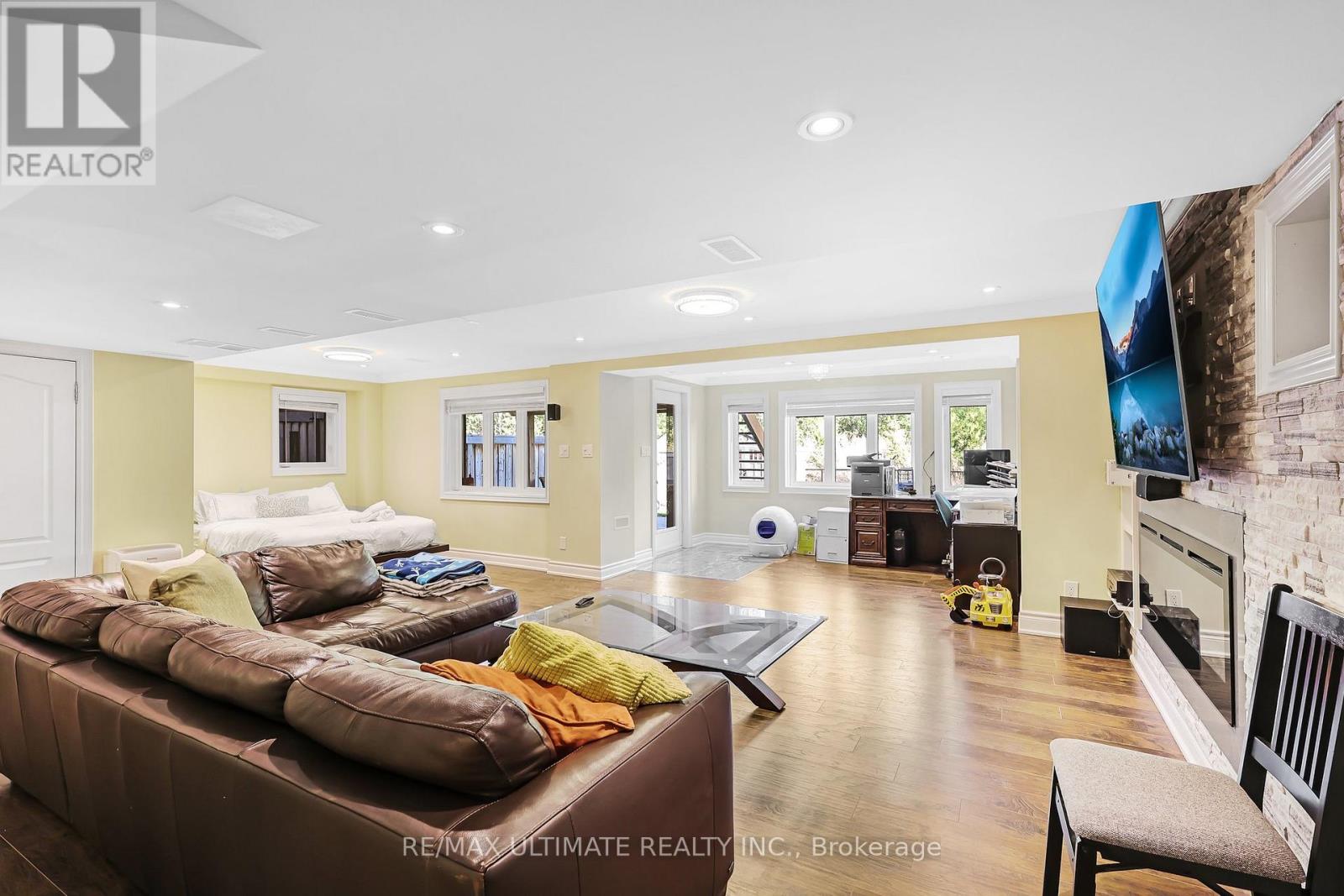 42 Donwoods Crescent, Whitby, Ontario  L1R 0N1 - Photo 30 - E12476402