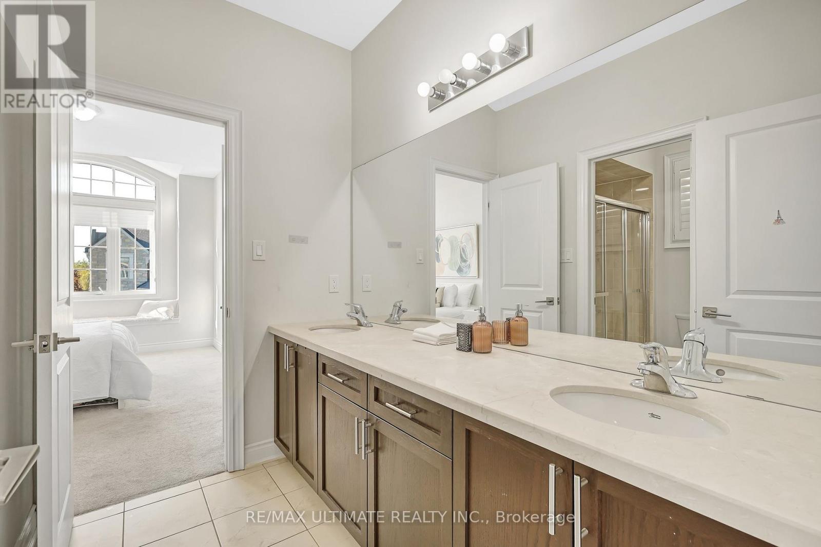 42 Donwoods Crescent, Whitby, Ontario  L1R 0N1 - Photo 37 - E12476402