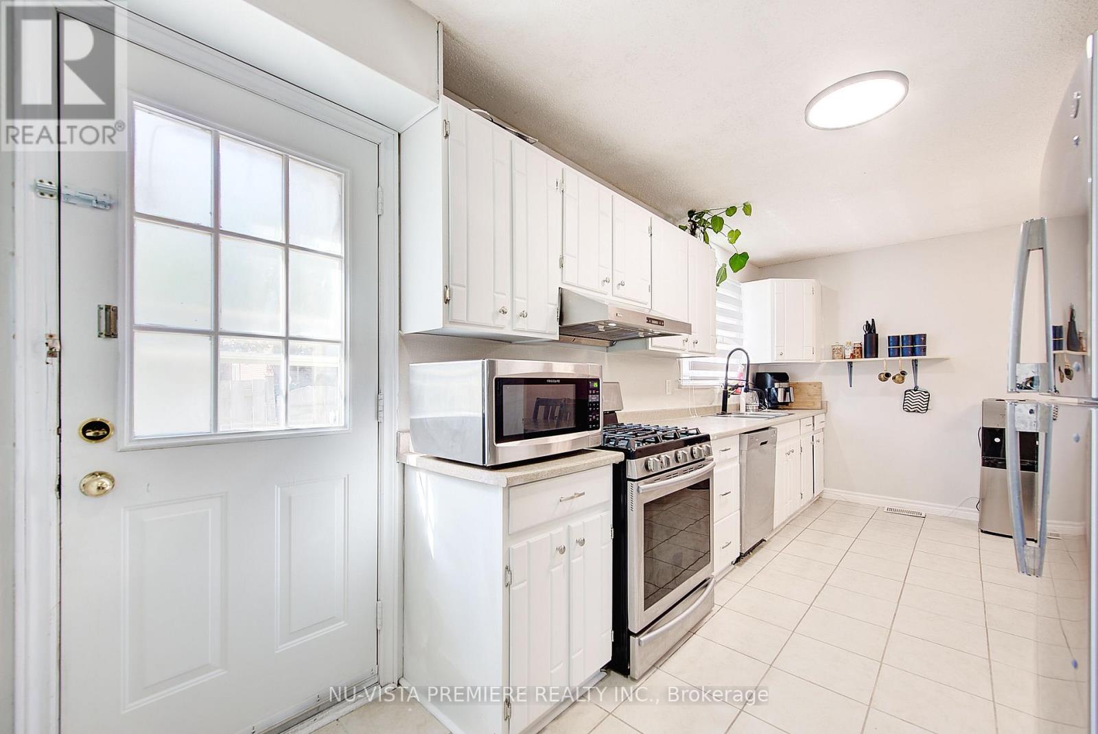 374 Homestead Court, London North, Ontario  N6G 2E9 - Photo 11 - X12559422