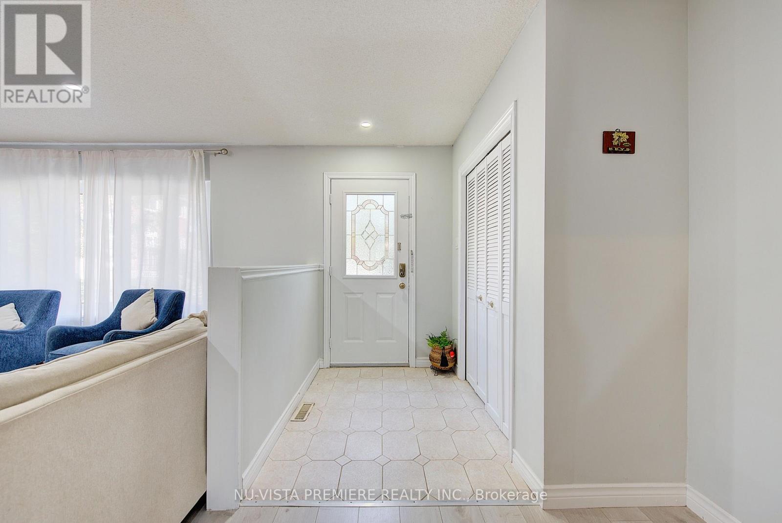 374 Homestead Court, London North, Ontario  N6G 2E9 - Photo 4 - X12559422