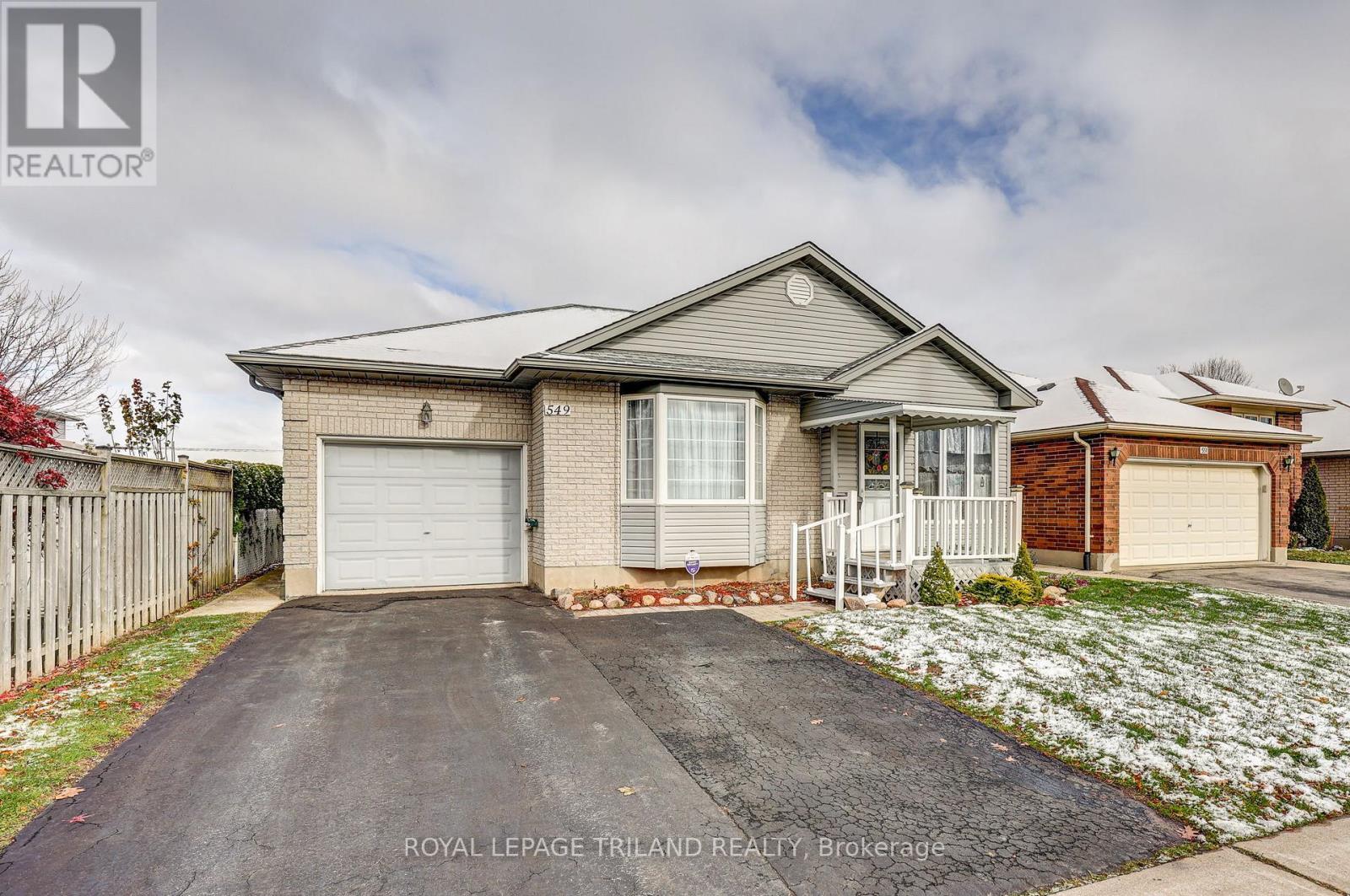 549 Wellington Street, St. Thomas, Ontario  N5R 6G2 - Photo 4 - X12559424