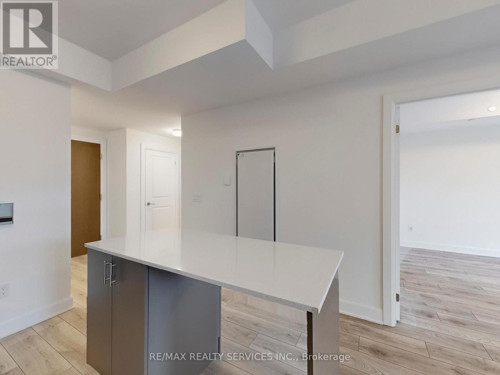 428 - 3240 William Coltson Avenue S, Oakville, Ontario  L6H 8C8 - Photo 18 - W12559260