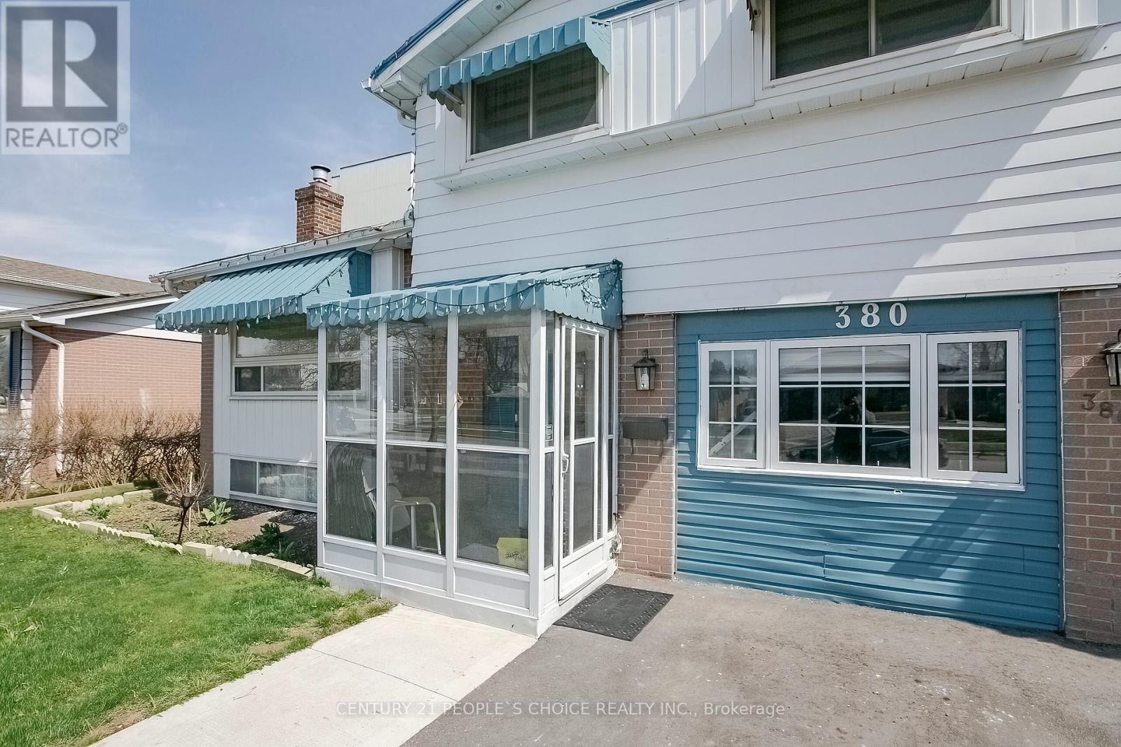 380 Bartley Bull Parkway, Brampton, Ontario  L6W 2L8 - Photo 4 - W12559264