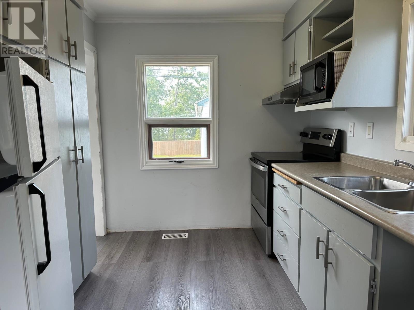 18 Elizabeth Ave, Terrace Bay, Ontario  P0T 2W0 - Photo 6 - TB252159