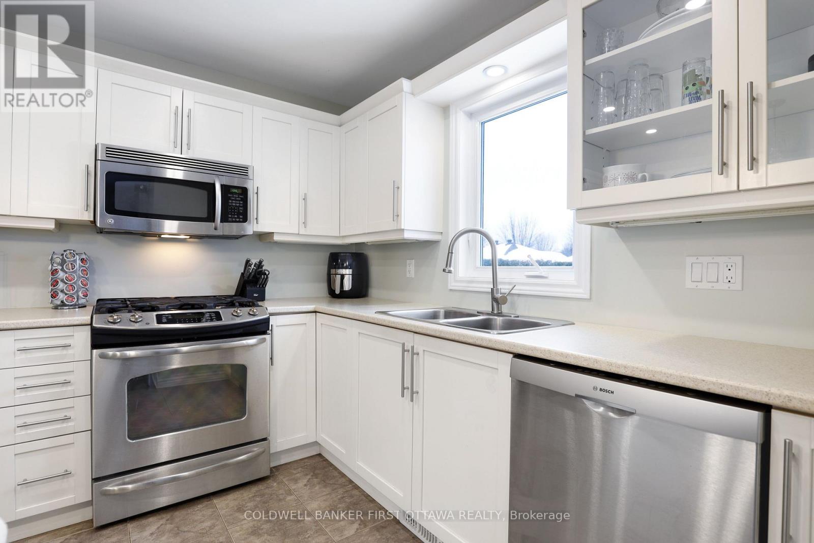 21 Constantineau Street, The Nation, Ontario  K0A 2M0 - Photo 14 - X12559346