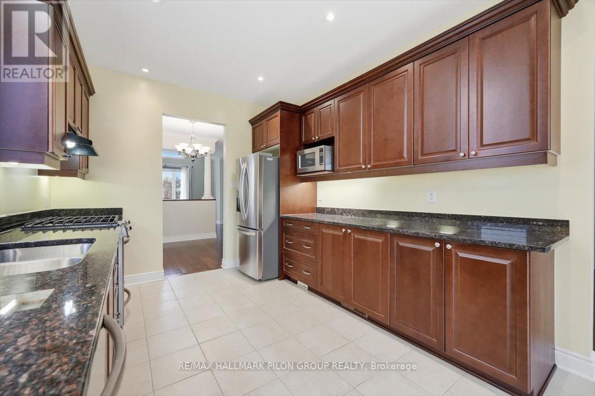 188 Whispering Winds Way, Ottawa, Ontario  K1W 0B5 - Photo 6 - X12559426