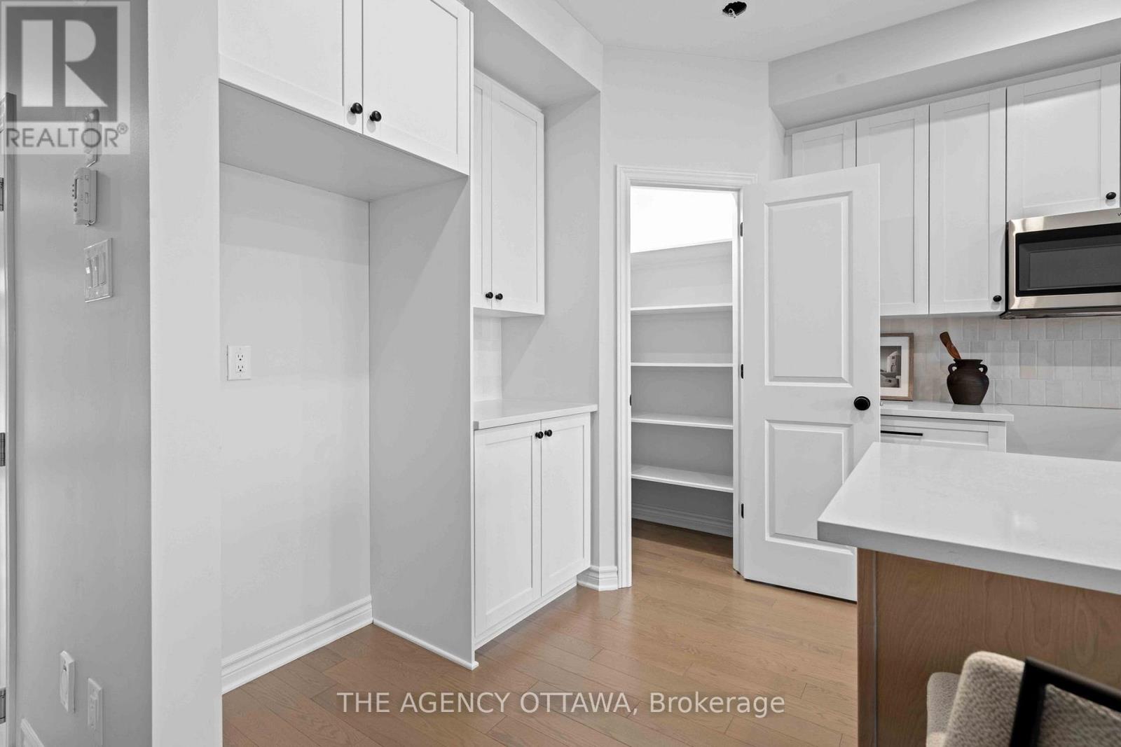 1150 Cope Drive, Ottawa, Ontario  K2S 3C6 - Photo 11 - X12559510