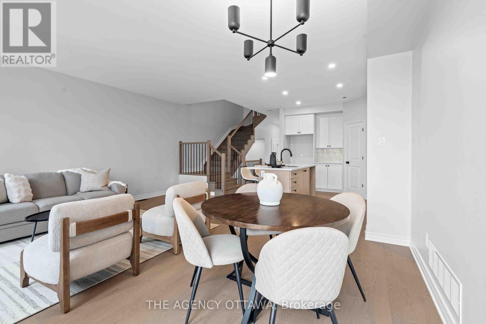 1150 Cope Drive, Ottawa, Ontario  K2S 3C6 - Photo 14 - X12559510