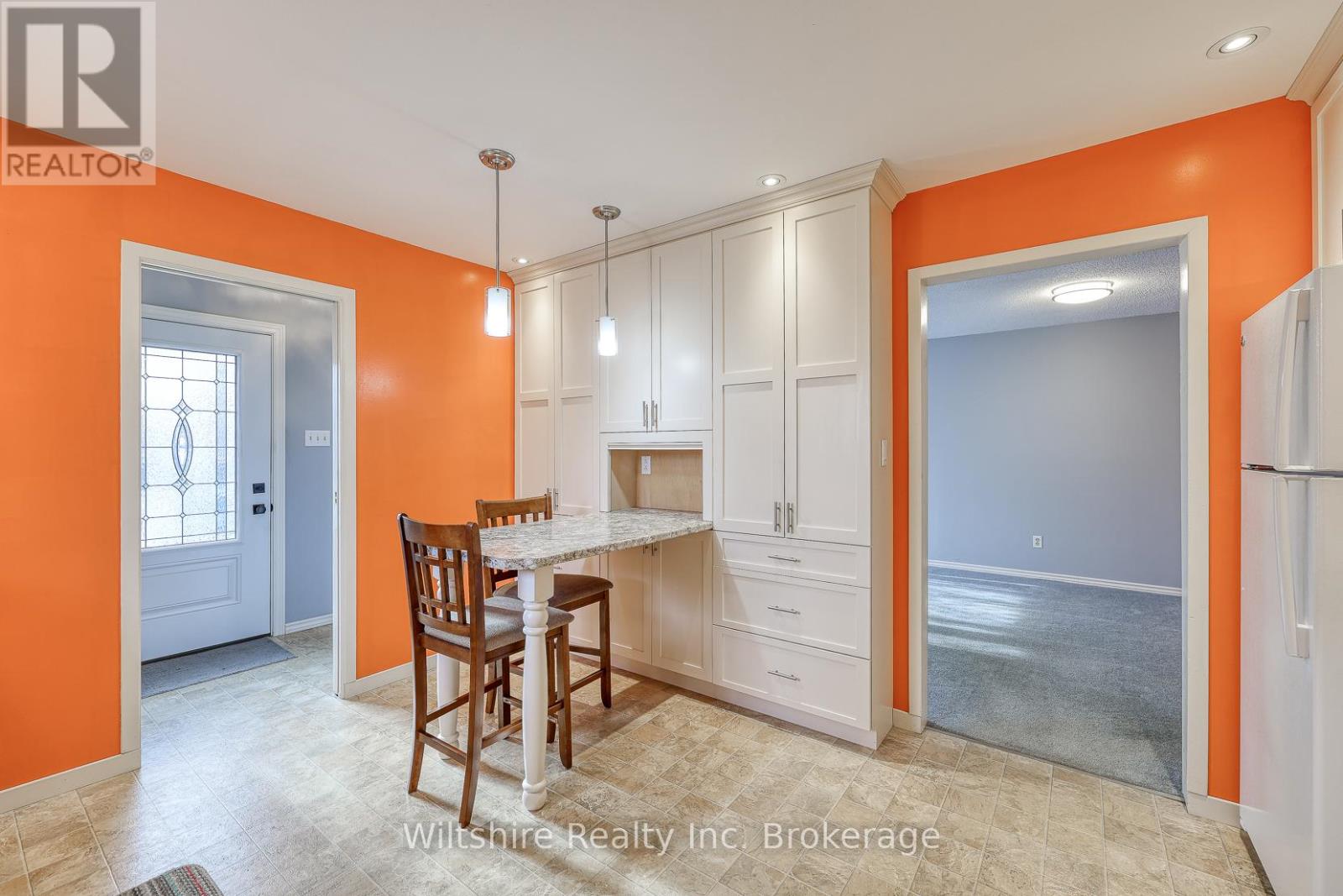 22 Centennial Avenue, Tillsonburg, Ontario  N4G 4R6 - Photo 12 - X12559404