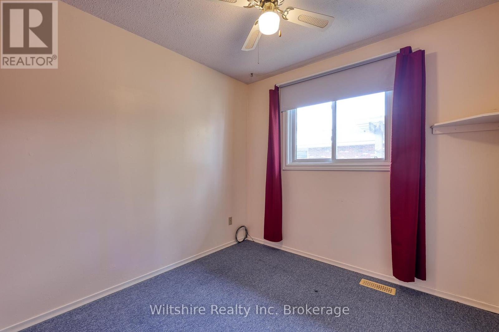 22 Centennial Avenue, Tillsonburg, Ontario  N4G 4R6 - Photo 17 - X12559404