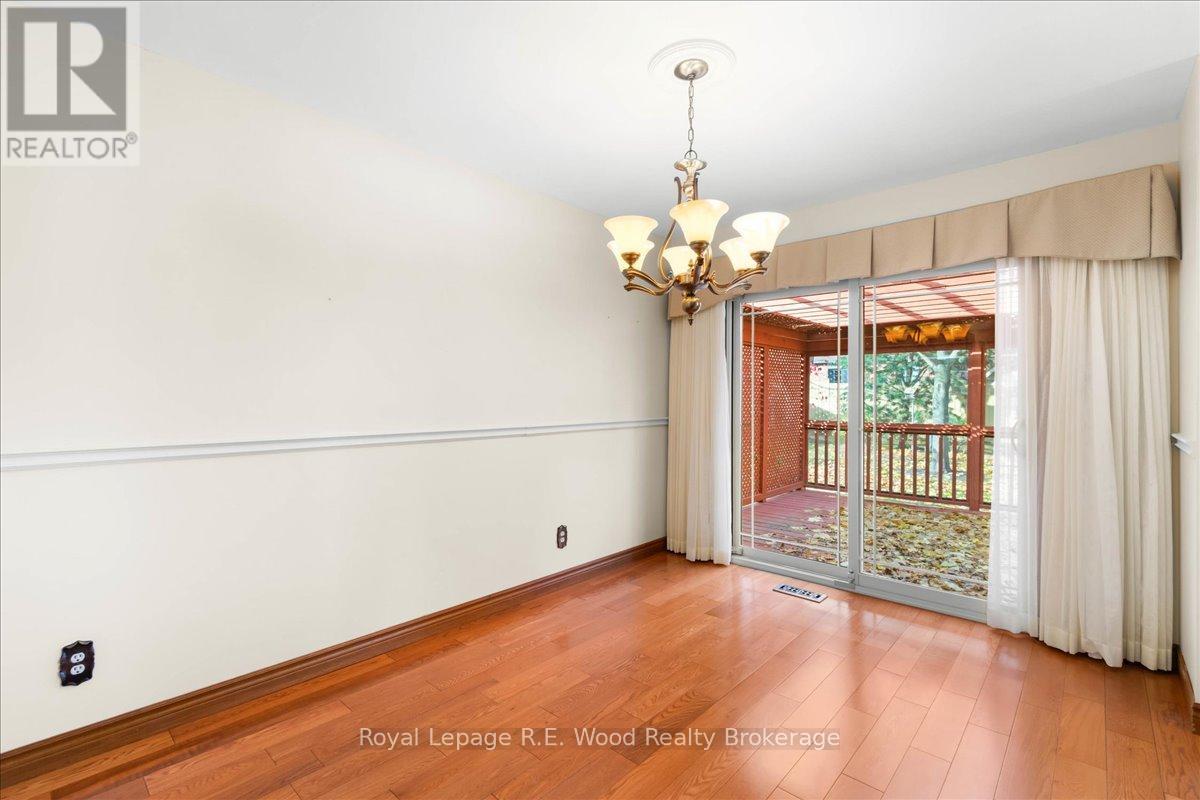 4 Christopher Court, Tillsonburg, Ontario  N4G 4W5 - Photo 12 - X12559508