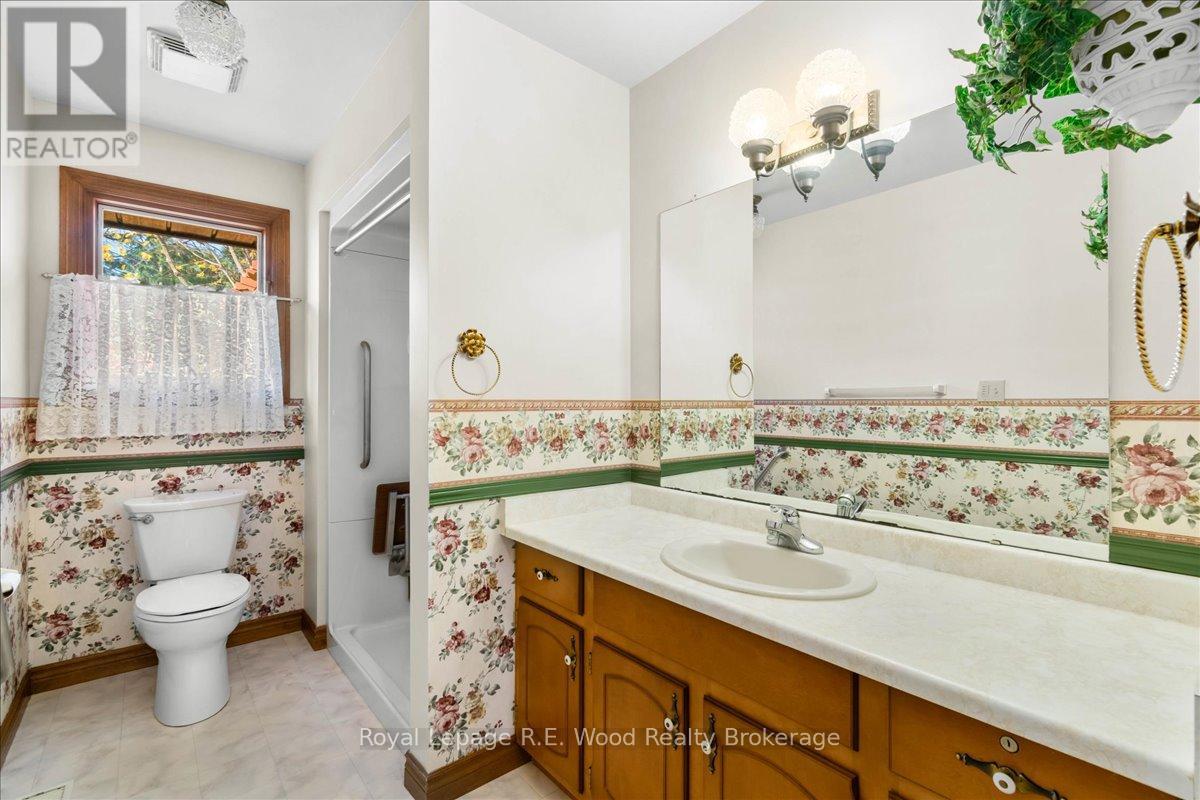 4 Christopher Court, Tillsonburg, Ontario  N4G 4W5 - Photo 22 - X12559508