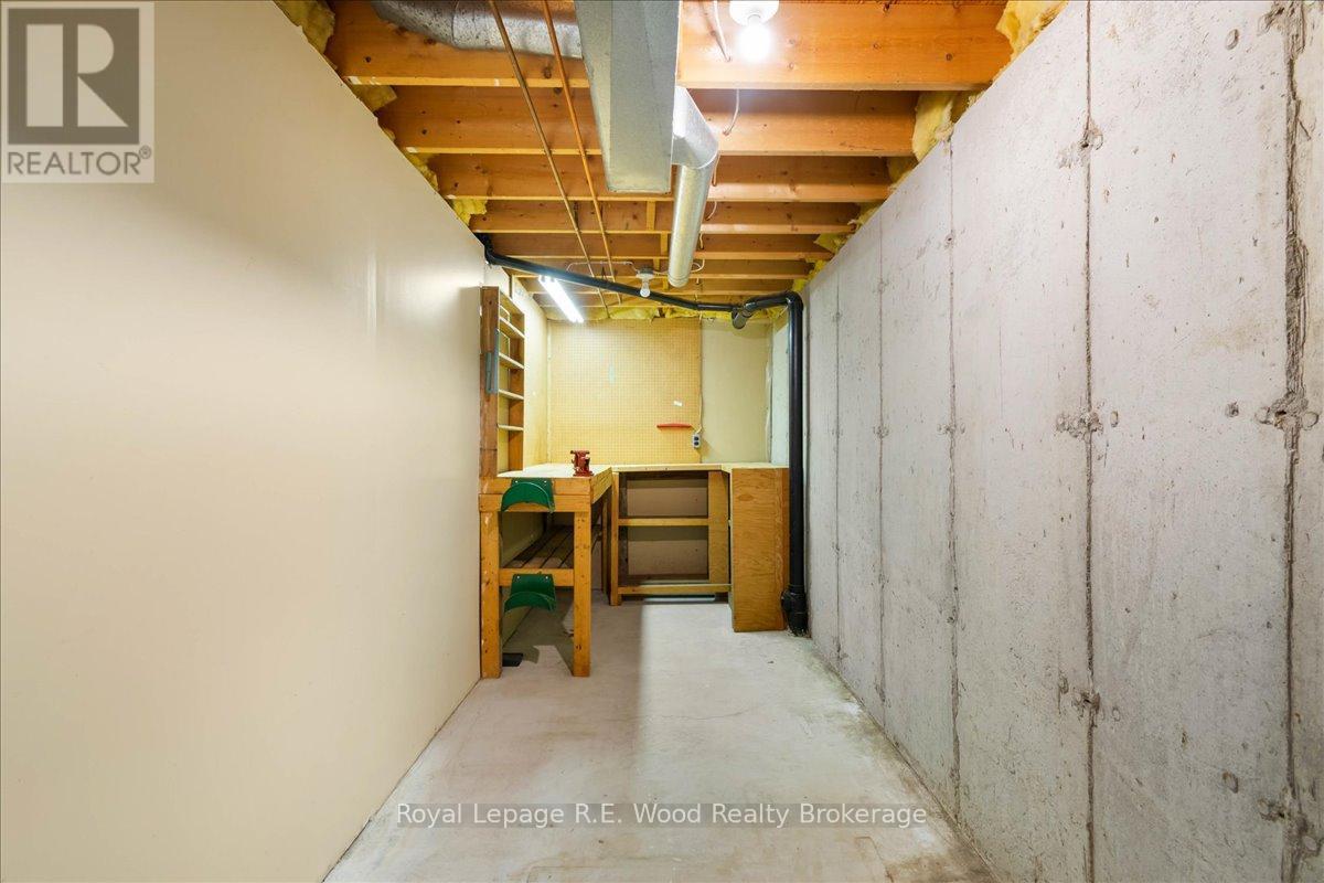 4 Christopher Court, Tillsonburg, Ontario  N4G 4W5 - Photo 31 - X12559508