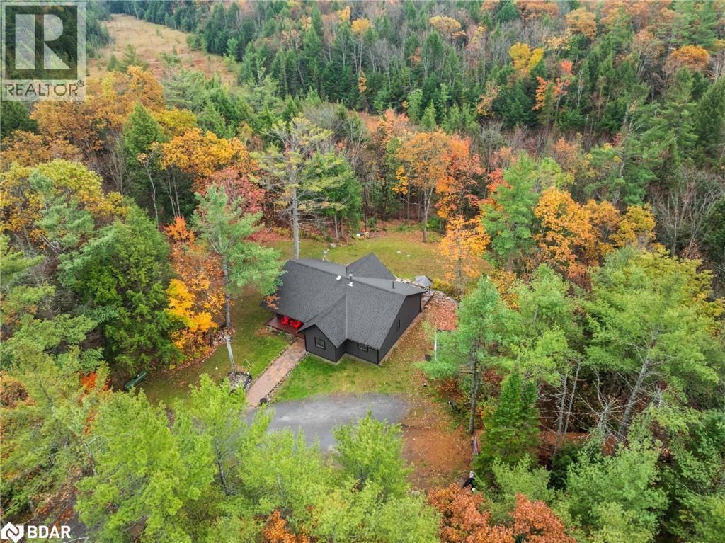 1698 Reay Road, Bracebridge, Ontario  P1P 1R3 - Photo 2 - 40789202