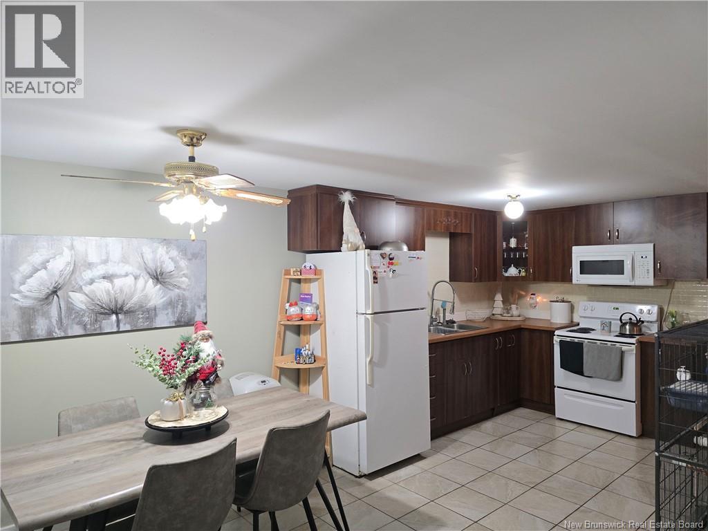 242 Foulem, Beresford, New Brunswick  E8K 1N3 - Photo 19 - NB130365