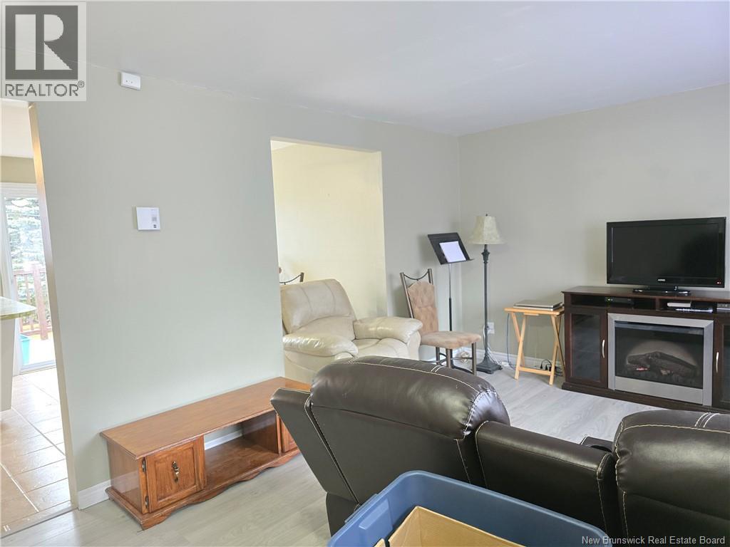 242 Foulem, Beresford, New Brunswick  E8K 1N3 - Photo 7 - NB130365