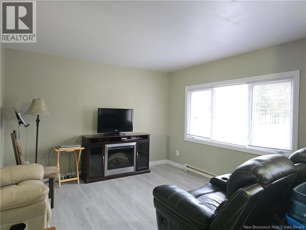 242 Foulem, Beresford, New Brunswick  E8K 1N3 - Photo 8 - NB130365