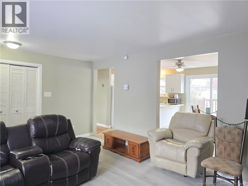 242 Foulem, Beresford, New Brunswick  E8K 1N3 - Photo 9 - NB130365