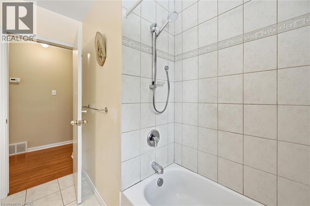 75 Flamboro Street, Waterdown, Ontario  L0R 2H0 - Photo 17 - 40788601