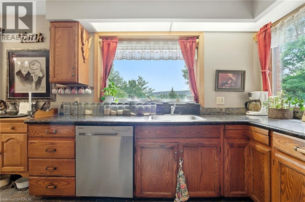 6101 Walkers Line, Burlington, Ontario  L7M 0R2 - Photo 9 - 40763738