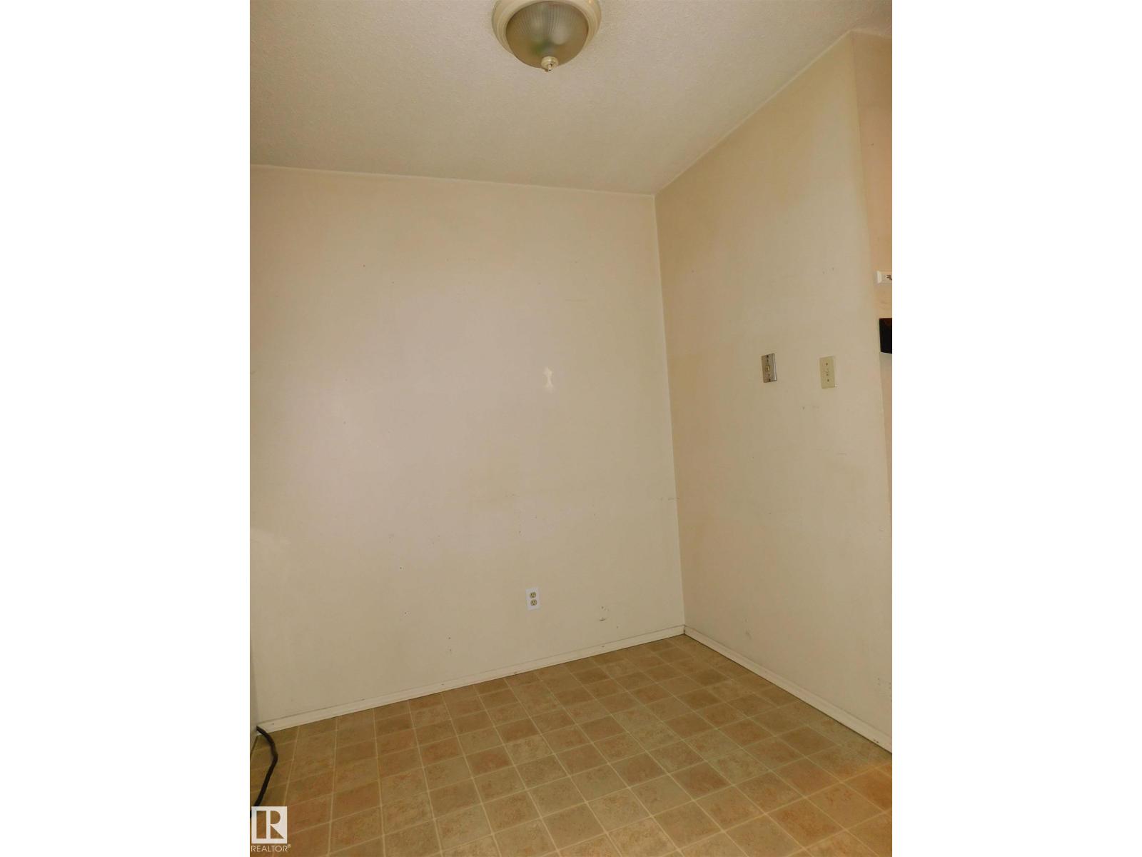 #108 11040 129 St Nw, Edmonton, Alberta  T5M 0Y3 - Photo 6 - E4466168