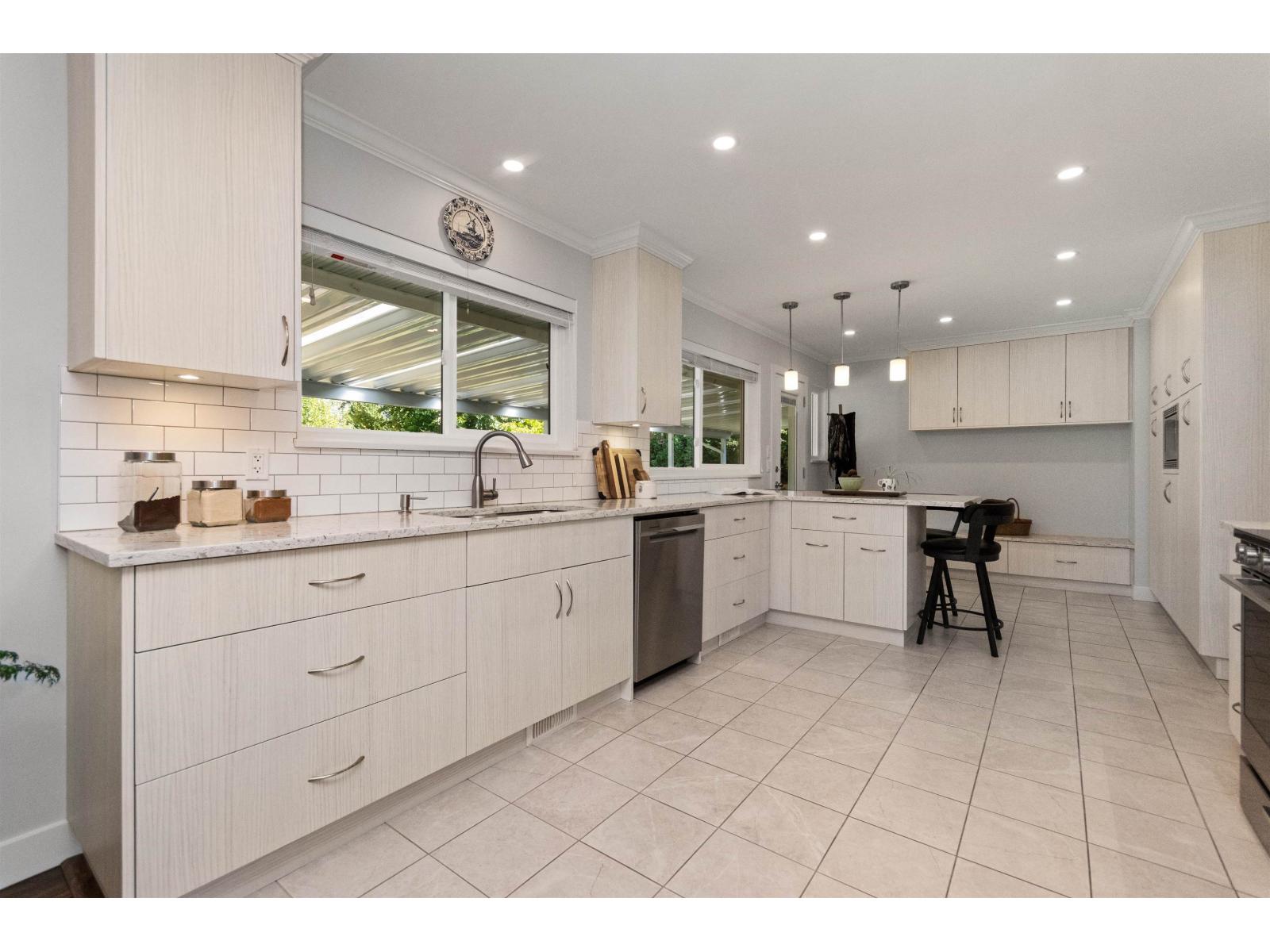 10070 Bonavista Street, Fairfield Island, Chilliwack, British Columbia  V2P 5B9 - Photo 4 - R3056822