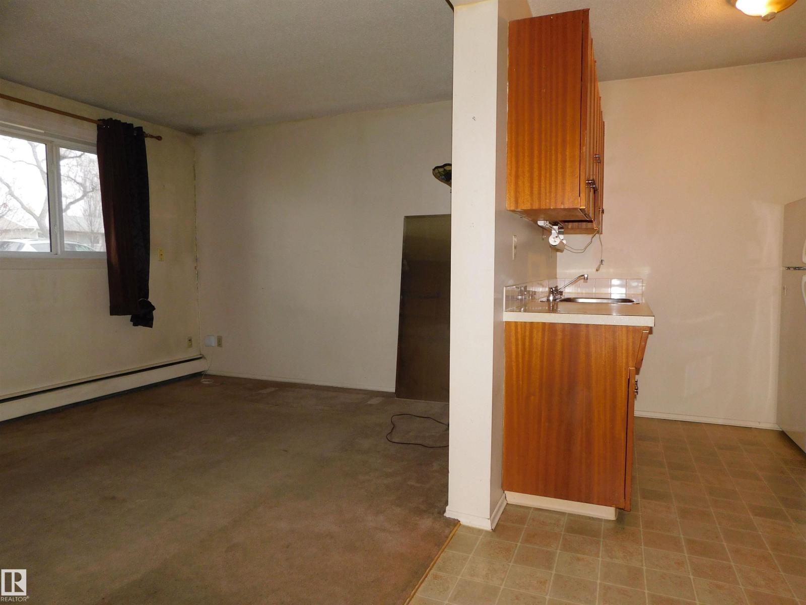 #108 11040 129 St Nw, Edmonton, Alberta  T5M 0Y3 - Photo 11 - E4466168