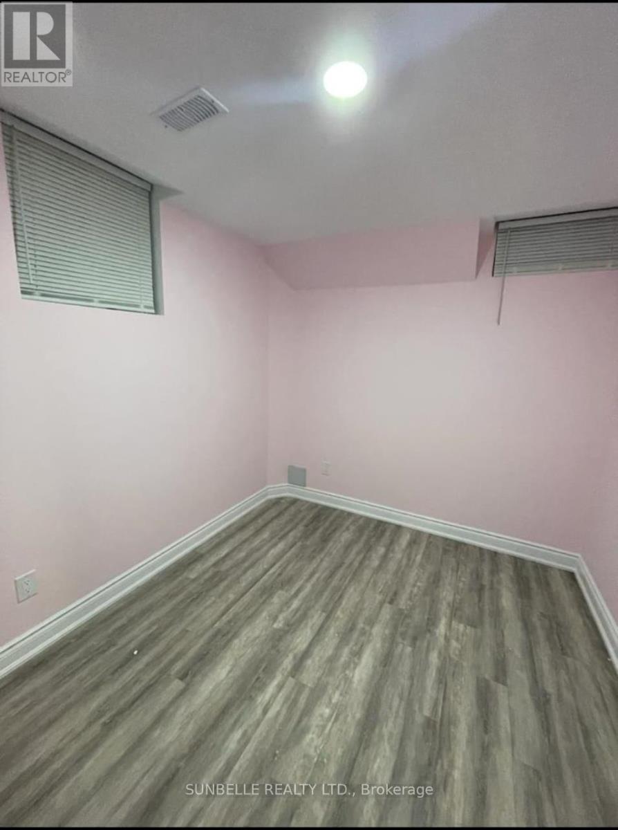 Basement - 26 Senwood Street, Brampton, Ontario  L7A 3S5 - Photo 11 - W12558070